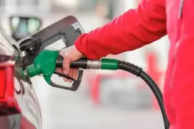 depolari-doldurun-benzine-zam-1732707261-ftia8l