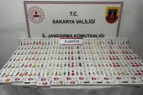 SAKARYA'DA 250 ADET KAÇAK PARFÜM ELE GEÇİRİLDİ